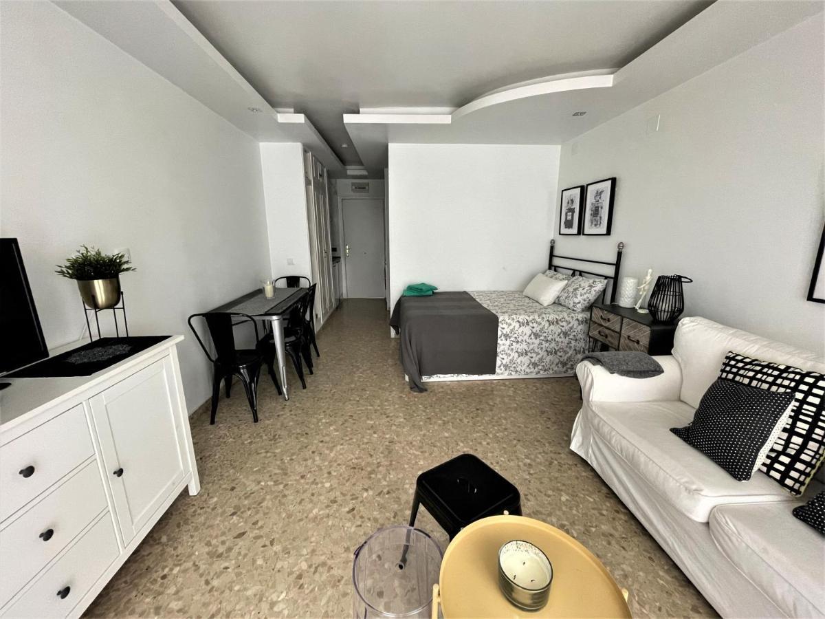 Ver620 - Terraza Con Vistas Al Mar, Reformado, Wifi, Fire Stick Amazon, Centro A 5 Min, Playa A 15 Min, Torremolinos Ngoại thất bức ảnh